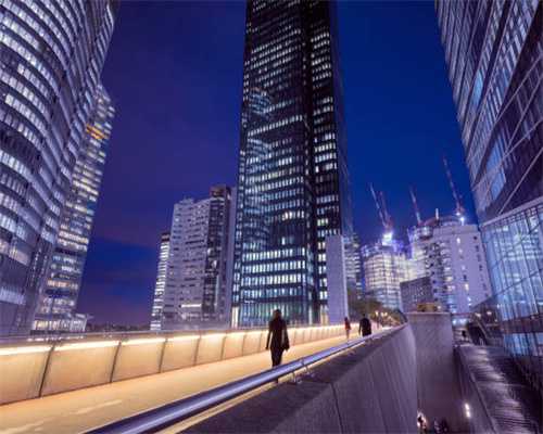 升级你的砂石生产线：对辊制砂机的更新换代选择