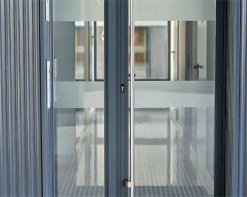 “首店经济”蓬勃发展！上半年80家首店落地浦东