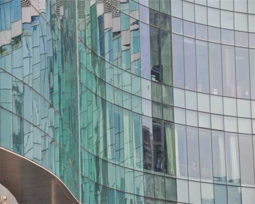 时代新材申请一种无扭杆轴的抗侧滚系统专利，中间免去了扭杆轴的设置，方便转向架部件布设及更换