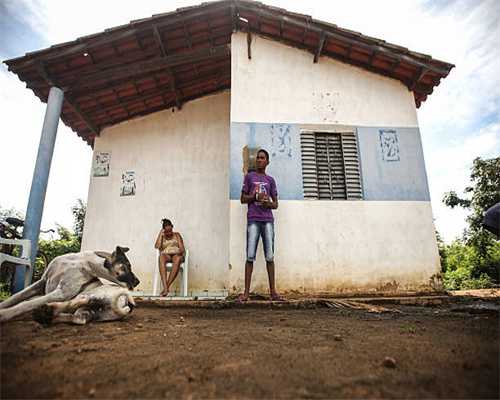 玄武岩破碎制砂应该使用什么设备？
