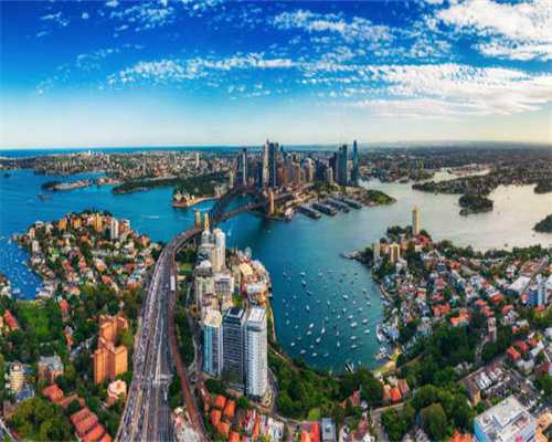 不同型号的复合式破碎机出料粒度调节范围有何差异？