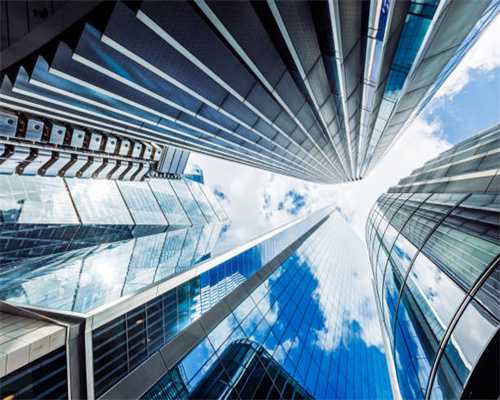 如果把LC、SS和Ω三代圣斗士放到一起，到底哪个时代应该排第一？