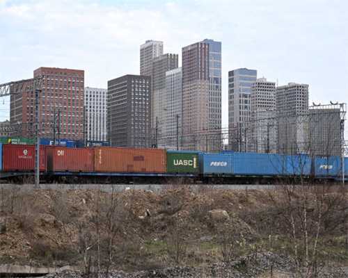 中国央视曝光新飞机，疑似六代机采用无尾三角翼，将部署到004号