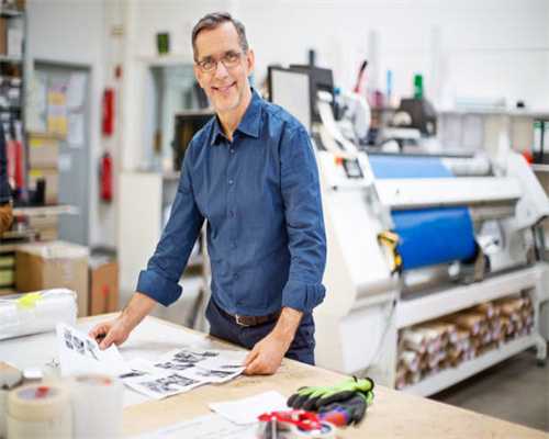 中国跟不跟？洛克希德意外披露：无尾布局、高音速飞行器设计草图