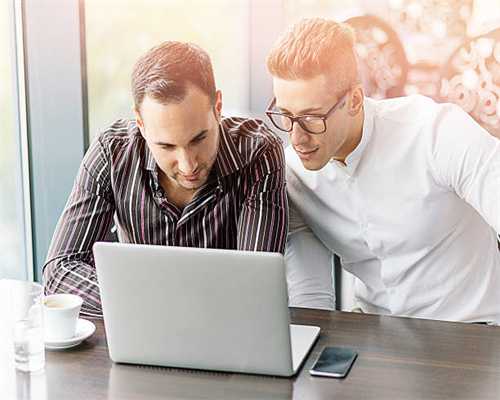 给大家推荐英特尔在CPU芯片领域外还有其他很能打的芯片