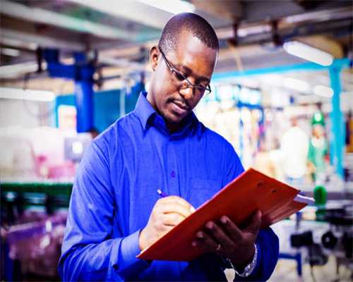 服务群众一次办好 创新举措温暖民心 潍坊高密市审批服务局创新推出农机驾驶证核发新举措