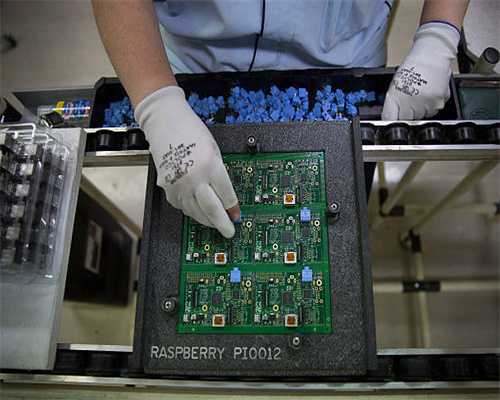 800X700型双级粉碎机快捷可靠处理煤渣、炉渣等物料不堵料