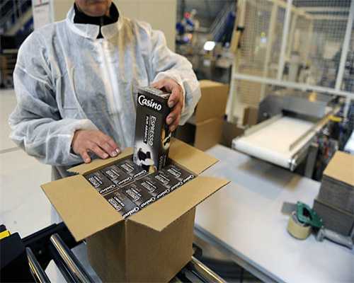 大风暴雨冰雹摧毁小麦蔬菜养鸡场 乡亲们一年血汗付诸东流